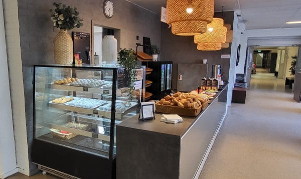 Skolcafé.